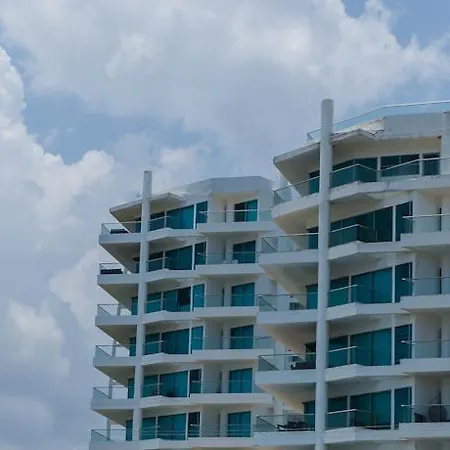 Apartamento Apartamento Edificio Seaway